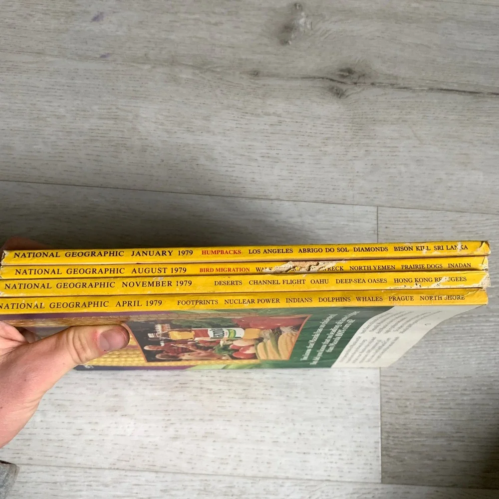 Vintage National‎ Geographic 1979 Magazine Lot of 4 with Humpback Whale Record